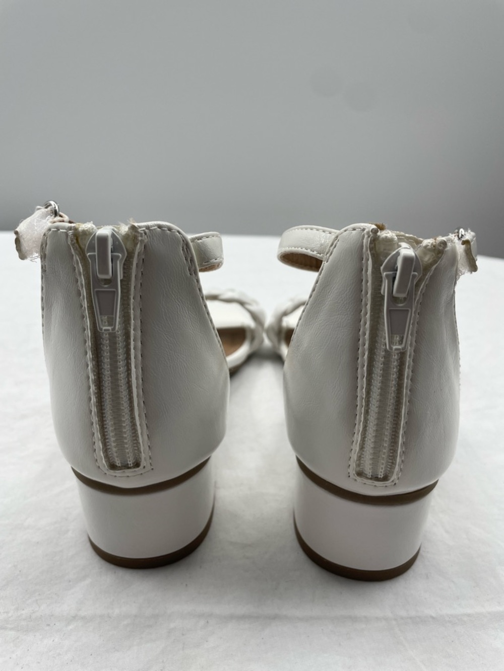 NEW! Dolce Vita Gretta White Braided Ankle-Strap Block Sandals. Girl’s 2. - Picture 8 of 12